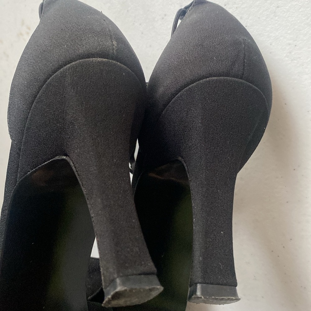 Stuart Weizmann Black Strap Heels, Size 8 - image 6